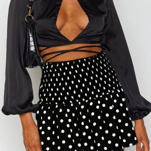 « Jupe Courte Satin Femme Élégante »